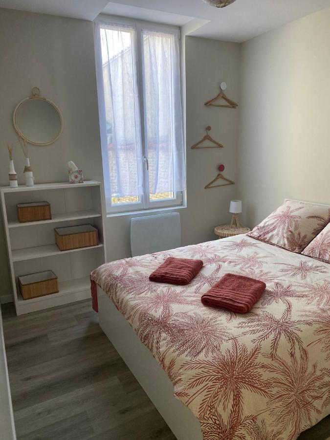 Charmante Maison Avec Cour Privative Cognac Exteriör bild